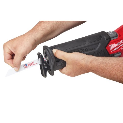 Scie sabre SAWZALL 18V FUEL boîte carton - Milwaukee M18 FSZ-0 (Machine seule)