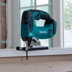 Scie sauteuse LXT 18V Makita DJV182Z (produit seul)