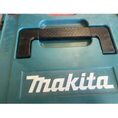 Scie plongeante Makita 165mm 1300W en coffret MAKPAC 4 - SP6000J (Neuf – Systainer endommagé)
